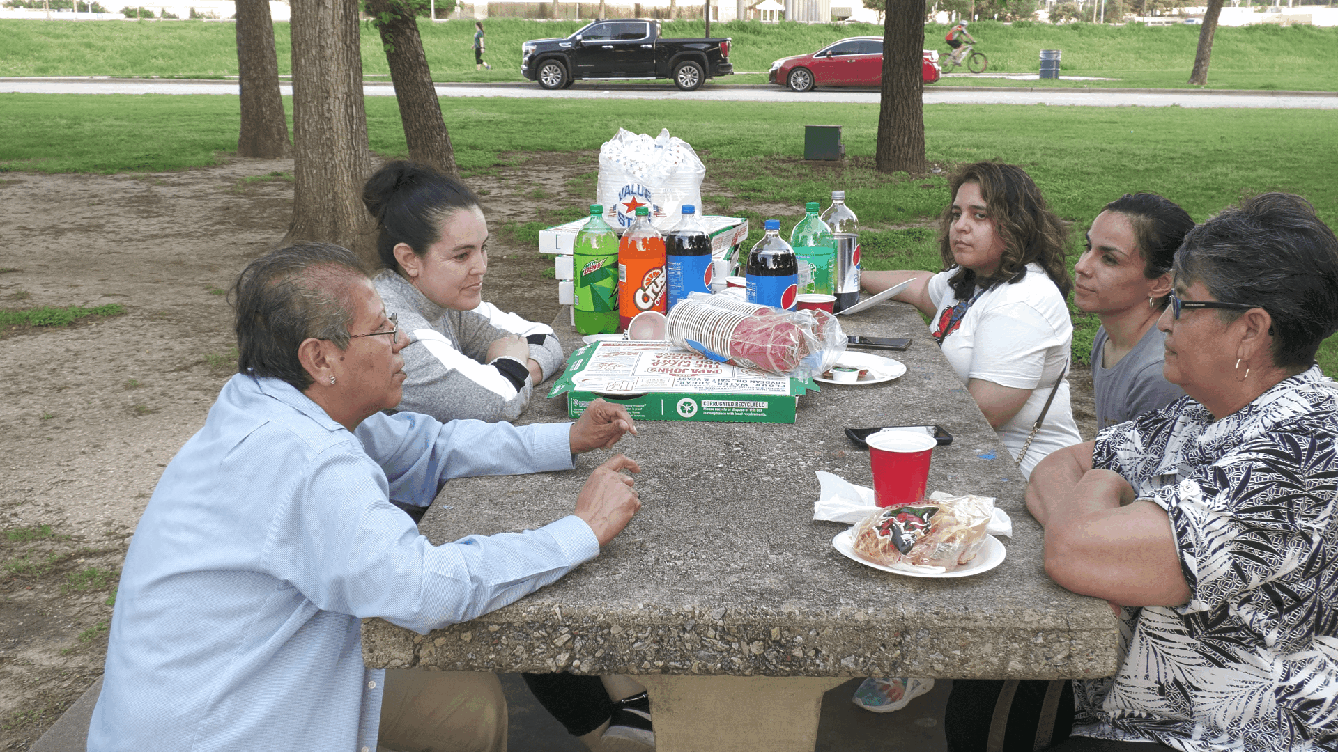 UTA School of Social Work assistant professor creates free online course on health, immigration